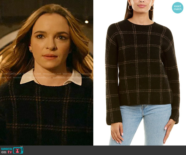 Caitlin’s checked sweater on The Flash