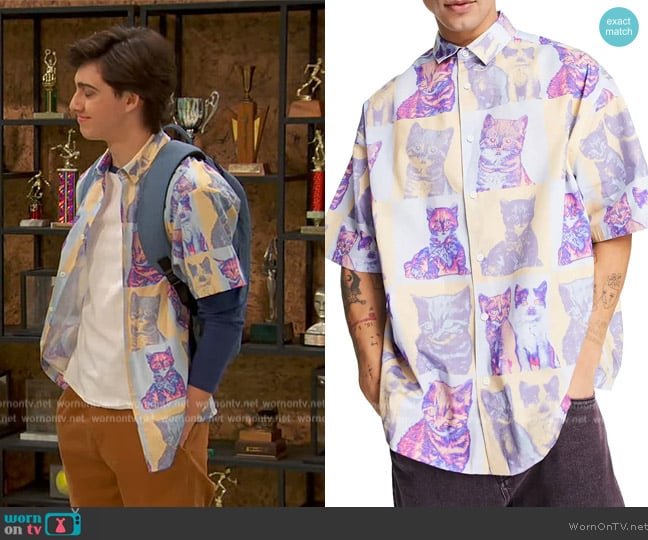 ASOS Cat Print Short Sleeve Oversize Button-Up Shirt worn by Neil (Felix Avitia) on Ravens Home