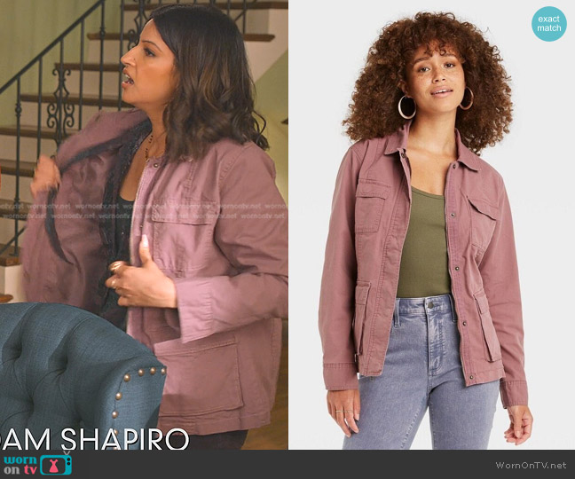 Universal Thread Anorak Jacket worn by Kamala (Richa Moorjani) on Never Have I Ever