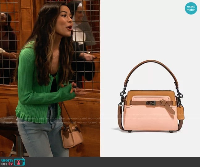 Coach Tate 18 Colorblock Crossbody Bag worn by Carly Shay (Miranda Cosgrove) on iCarly