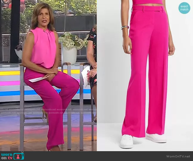 WornOnTV: Hoda’s pink pleated sleeveless top and pants on Today | Hoda ...