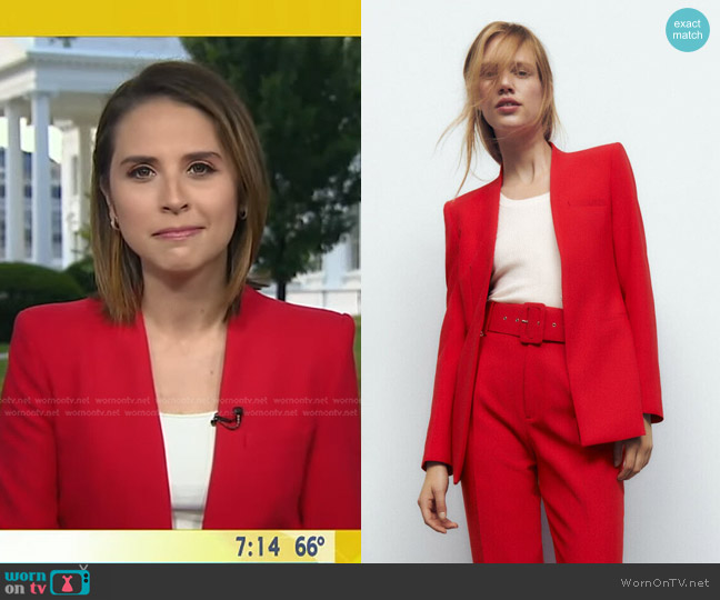 Zara Lapeless Fitted Blazer worn by Elizabeth Schulze on Good Morning America