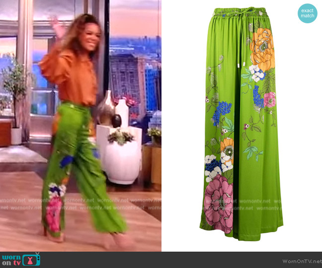 WornOnTV: Sunny’s ruffle trim blouse and floral pants on The View ...