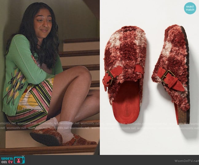 Anthropologie Plaid Sherpa Clogs worn by Devi Vishwakumar (Maitreyi Ramakrishnan) on Never Have I Ever