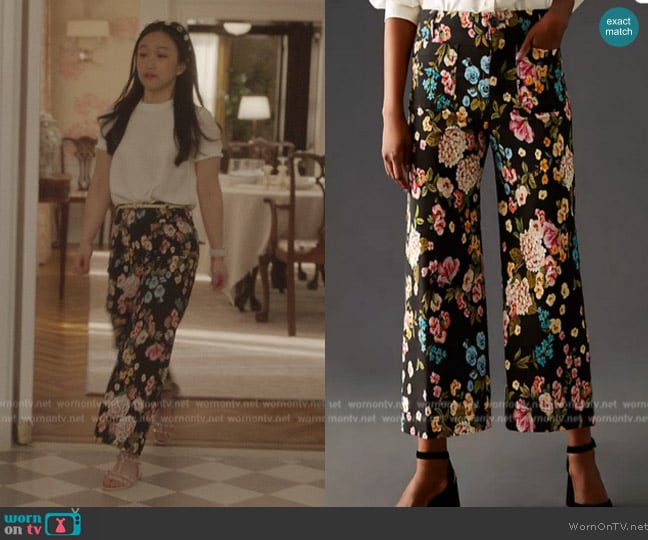 Maeve  The Colette Cropped Floral Pants worn by Lily Goldenblatt (Cathy Ang) on And Just Like That