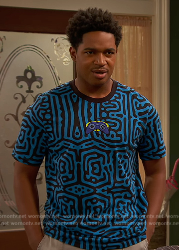 Booker's blue printed shirt on Ravens Home