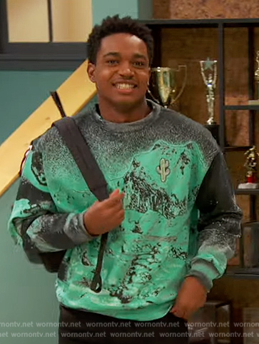 Booker's green mountain range print sweatshirt on Ravens Home