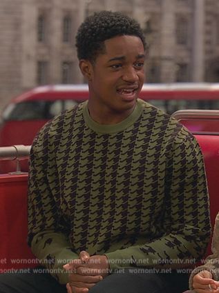 Booker's green houndstooth print sweater on Ravens Home