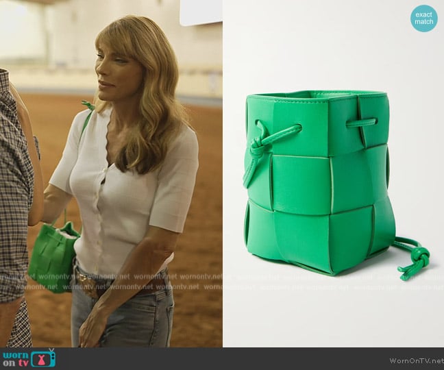 Jennifer’s green bucket bag on The Family Stallone