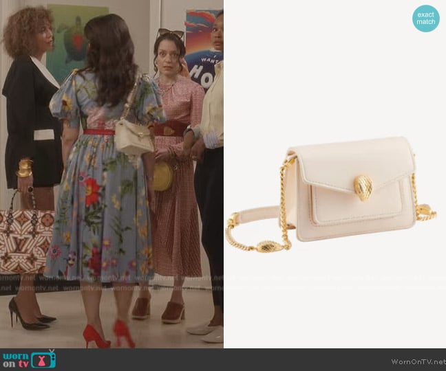 Bvlgari Serpenti Forever Micro Bag worn by Charlotte York (Kristin Davis) on And Just Like That