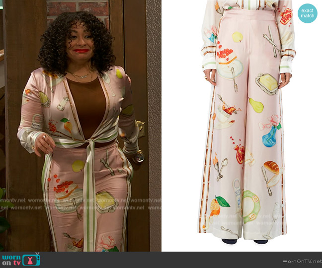 Casablanca Ne Pas Deranger Wide-Leg Trousers worn by Raven Baxter (Raven-Symoné) on Ravens Home