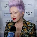 Cyndi Lauper’s black bird jacquard blazer and pants on E! News