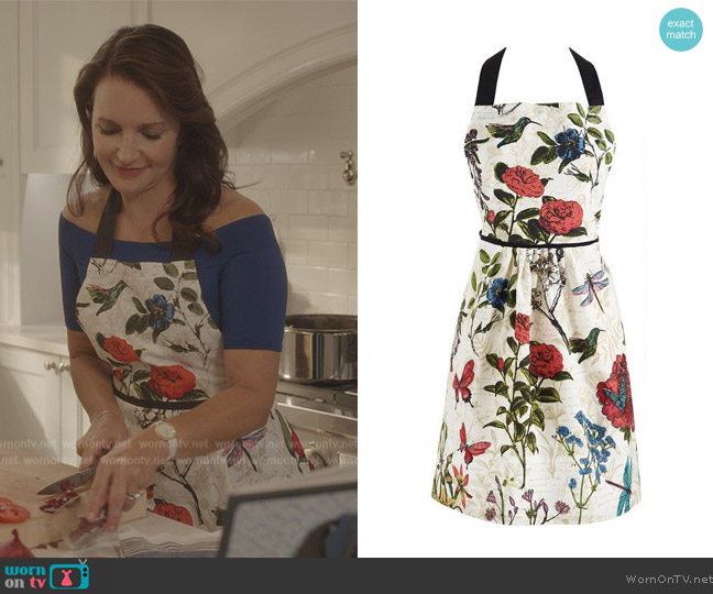 Design Imports 3 Pc Cotton Botanical Print Apron worn by Charlotte York (Kristin Davis) on And Just Like That