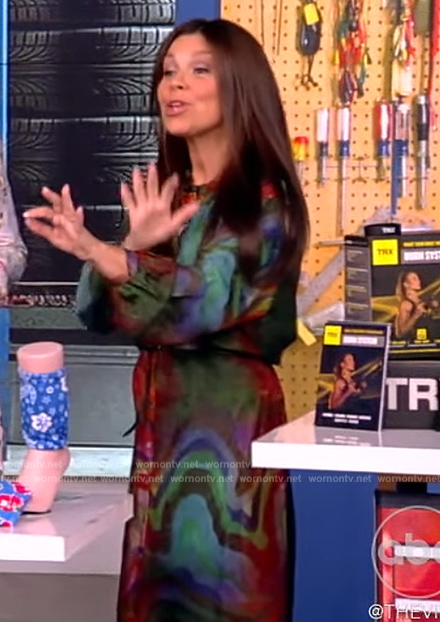 Gretta Monahan's multicolored printed dress on The View