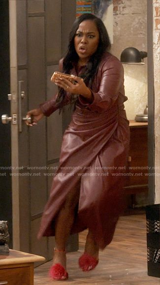 Harper's burgundy leather shirt dress on iCarly