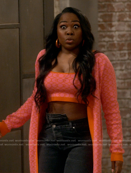 Harper's pink printed cardigan and bralette on iCarly