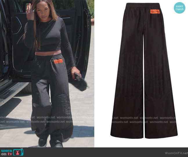  Logo-patch wide-leg trousers jby Heron Preston worn by Malika Haqq (Malika Haqq) on The Kardashians