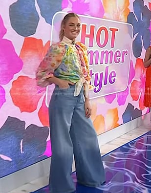 Jasmine Snow’s floral blouse and wide leg jeans on Today