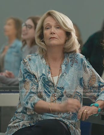 Karen's blue paisley print top on Manifest