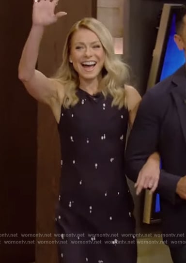 Kelly’s navy floral print dress on Live with Kelly and Mark