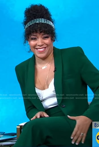 Lilli Cooper’s green pant suit on Good Morning America