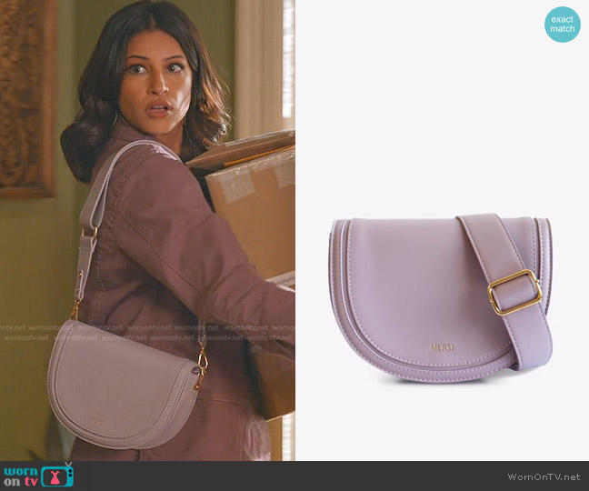 Mersi Olivia Crossbody Vegan Saddle Bag worn by Kamala (Richa Moorjani) on Never Have I Ever