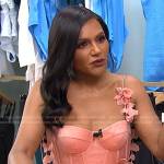 Mindy Kaling’s pink corset dress on E! News