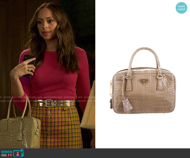 Prada Bauletto Bag worn by Whitney Green (Amber Stevens West) on Run the World