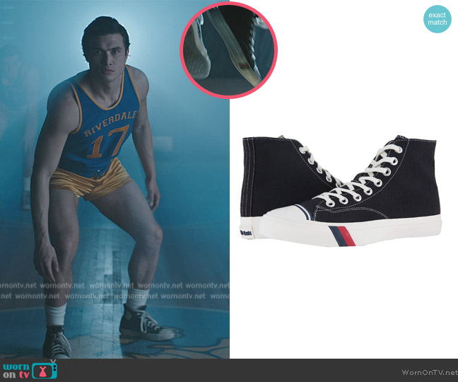 Reggie’s black canvas sneakers on Riverdale