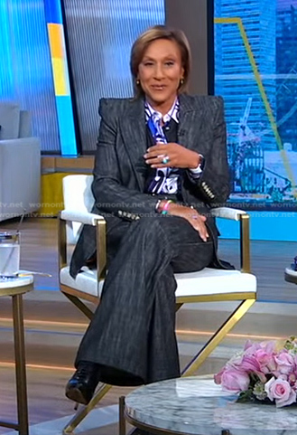 Robin's dark grey pant suit on Good Morning America