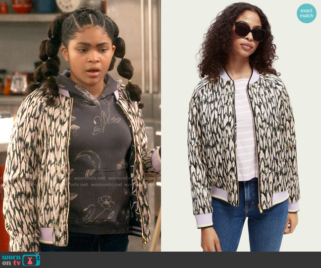 Scotch & Soda Printed Reversible Padded Bomber Jacket worn by Millicent (Jaidyn Triplett) on iCarly