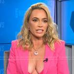 Teddi Mellencamp Arroyave’s pink double breasted blazer on E! News