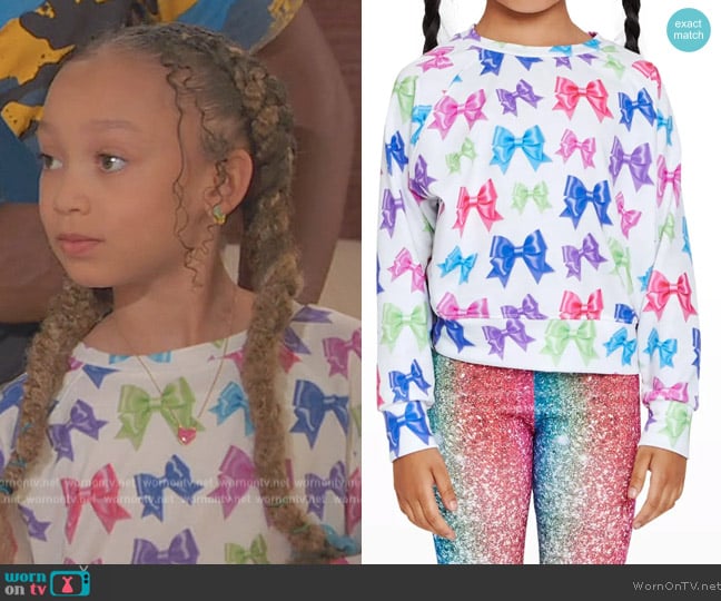 Terez Fancy Bows Printed Crewneck Sweatshirt worn by Alice Baxter (Mykal-Michelle Harris) on Ravens Home