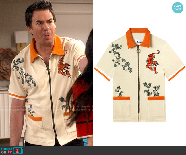 Tombolo Crouching Tiger Hidden Beverage Cabana Shirt worn by Spencer Shay (Jerry Trainor) on iCarly