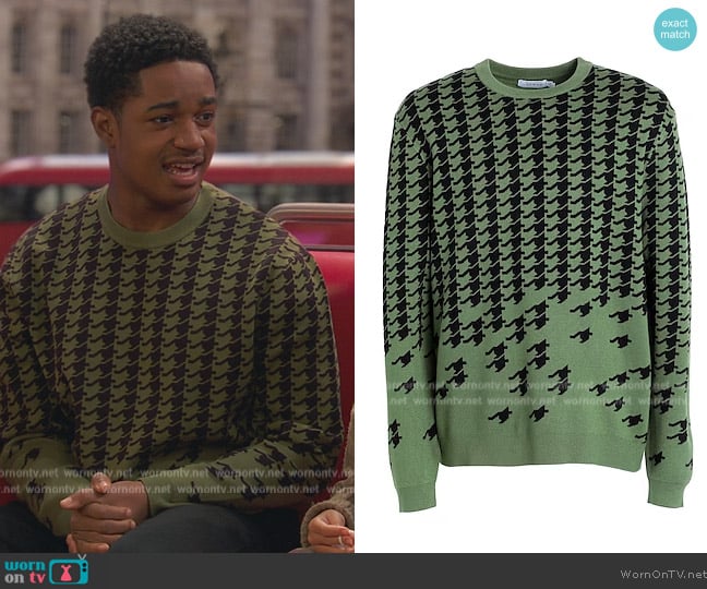 Topman Houndstooth Sweater worn by Booker Baxter (Issac Ryan Brown) on Ravens Home