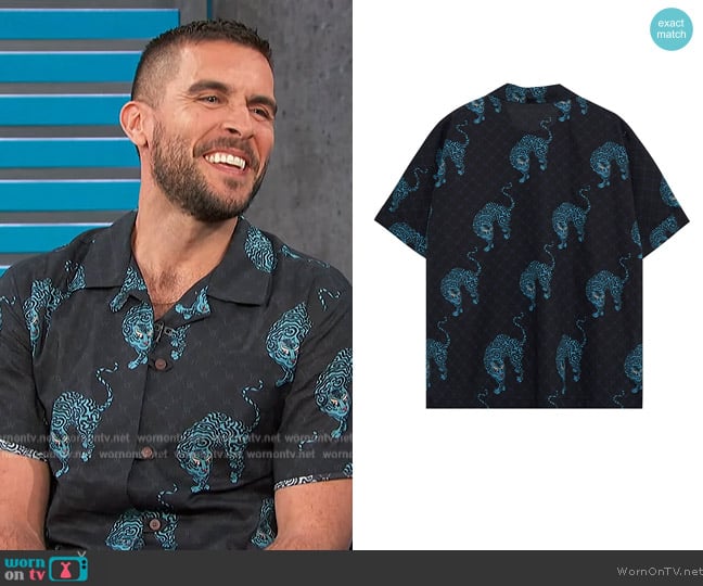 Vegan Tiger Organic Printed Shirt Navy worn by Josh Segarra on Access Hollywood