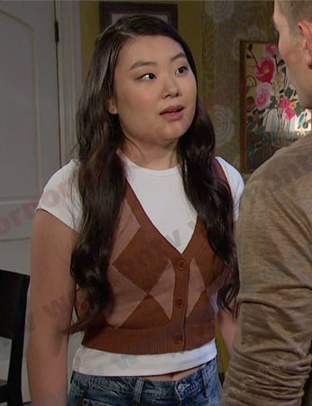 Wendy’s brown argyle knit vest on Days of our Lives