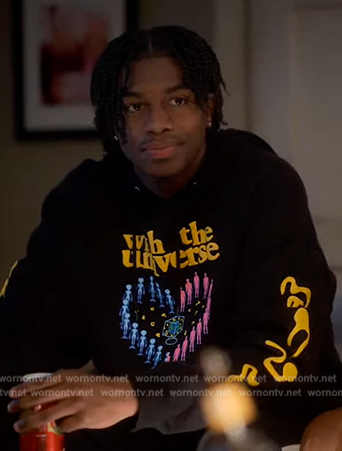 Zeke’s black printed hoodie on Grown-ish