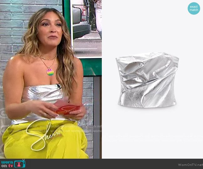 Zara Metallic Poplin Top worn by Emily Orozco on Sherri