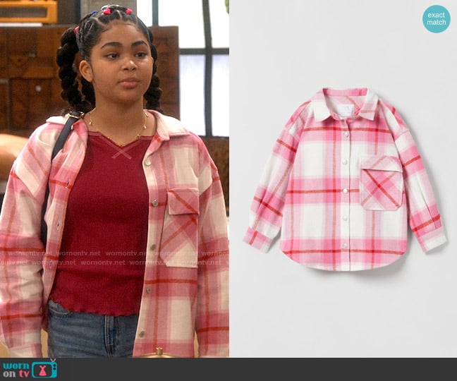 Zara Oversized Check Overshirt worn by Millicent (Jaidyn Triplett) on iCarly