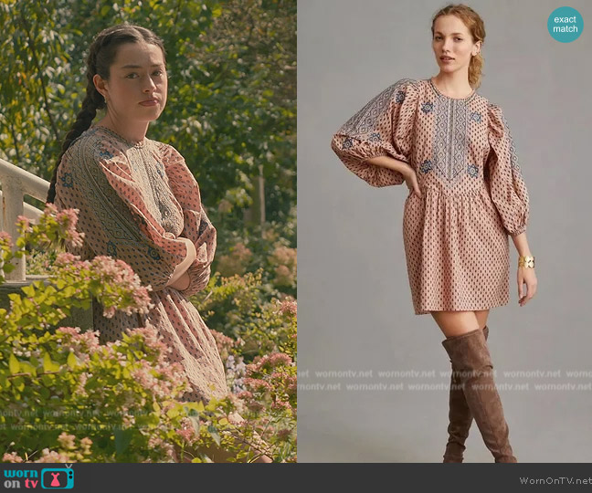 Anthropologie Embroidered Tunic Dress worn by Annie Sullivan (Anneliese Judge) on Sweet Magnolias