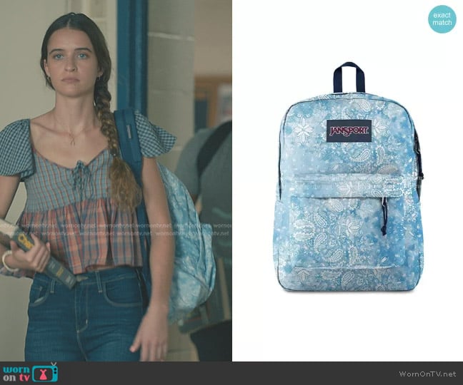 JanSport Superbreak One Backpack worn by Cece (Harlan Drum) on Sweet Magnolias