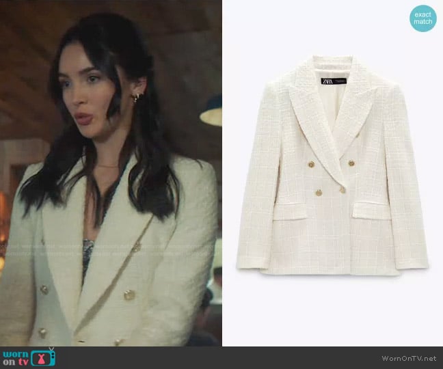 Zara Textured Double Breasted Blazer in Ecru worn by Bess (Maddison Jaizani) on Nancy Drew