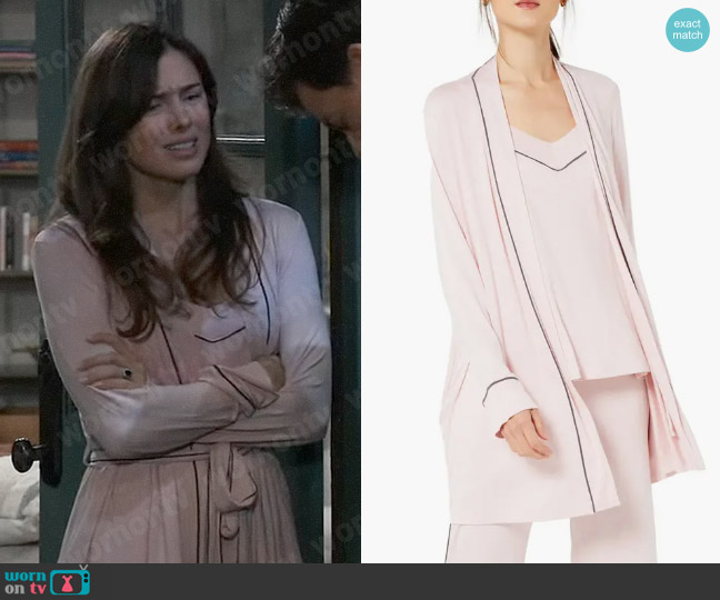 A Pea in the Pod Maternity/Nursing Robe & Pajamas in Pink Blush worn by Willow Tait (Katelyn MacMullen) on General Hospital