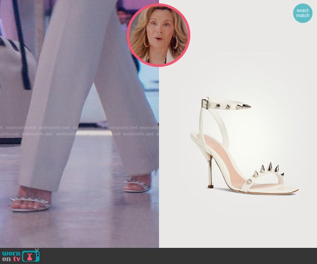 Alexander McQueen Naked Spike Sandals worn by Madolyn Addison (Kim Cattrall) on Glamorous