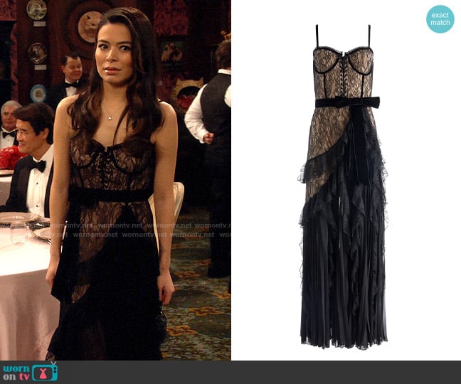 Alice + Olivia Chantil Lace Gown worn by Carly Shay (Miranda Cosgrove) on iCarly