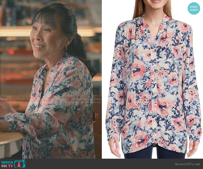 Allison Daley Floral Print Long Sleeve Y-Neck Button Front Top worn by Grace Wharton (Vickie Eng) on Sweet Magnolias