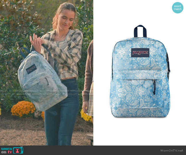 JanSport Superbreak One Backpack worn by Cece (Harlan Drum) on Sweet Magnolias