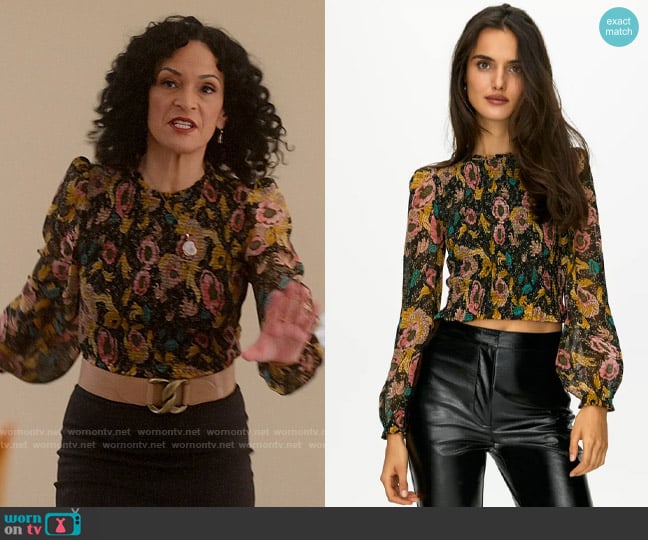 Wilfred at Aritzia Lilith Blouse in Black/Cairo Gold worn by Francey (Rosa Arredondo) on So Help Me Todd