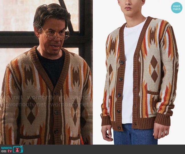 Cotton On Vintage-Like Knit V-Neck Cardigan worn by Spencer Shay (Jerry Trainor) on iCarly